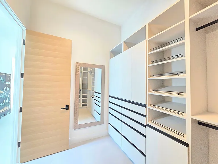 Roberts Bay Ln — Photo 15