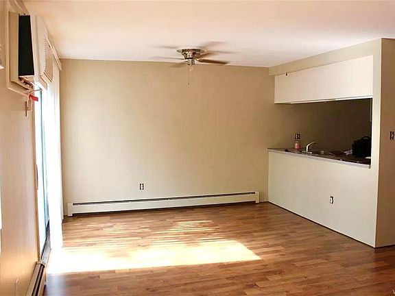 2nd image of 41 Denrose Dr APT 3