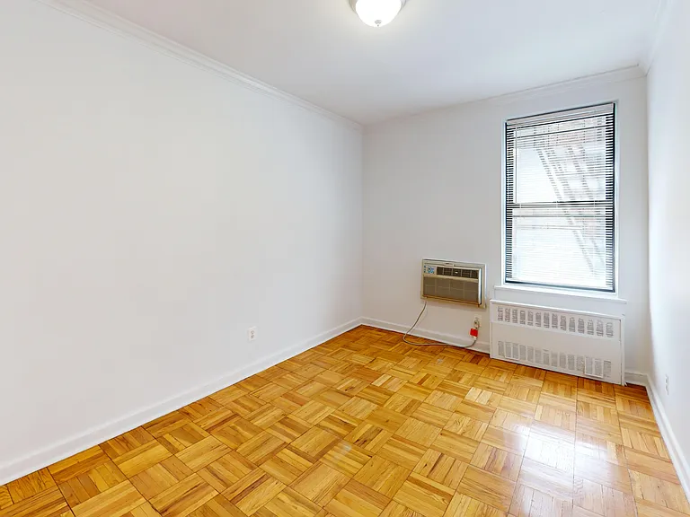 164 E 78th St #3C — Photo 7