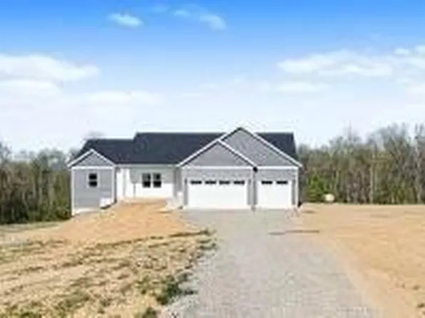 725 Trapp Ln, Hopewell, OH 43746