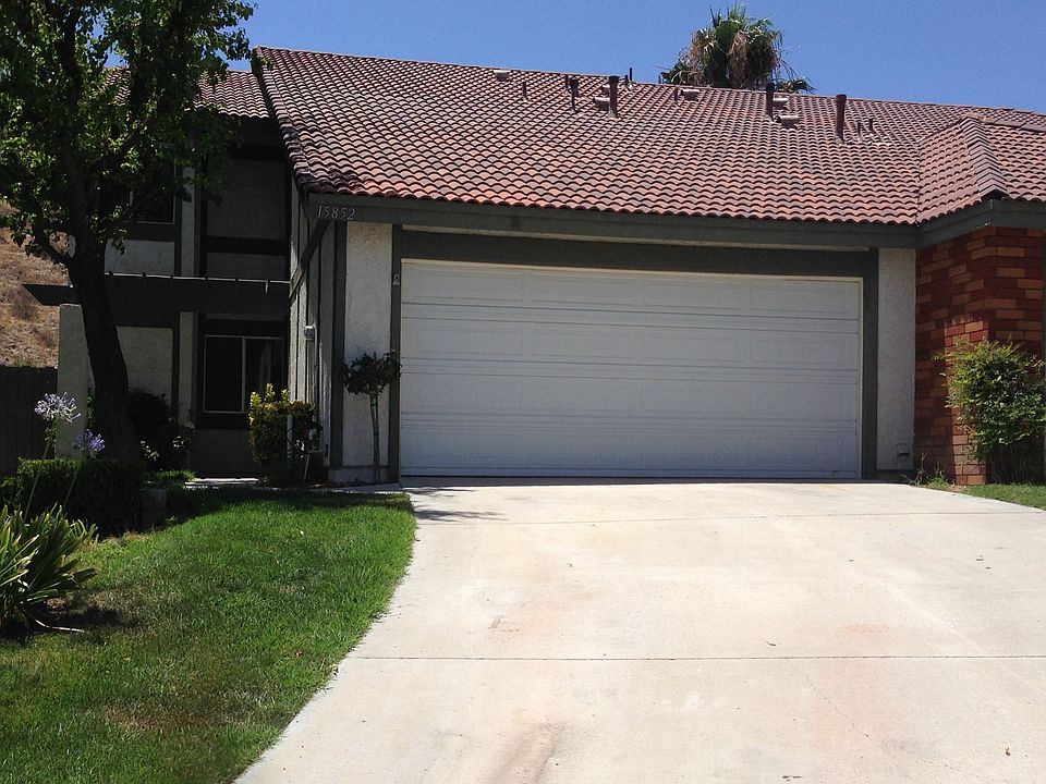 1st image of 15852 Cindy Ct