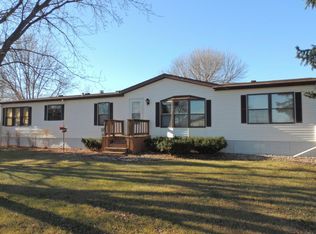 205 S 5th St, Ipswich, SD 57451