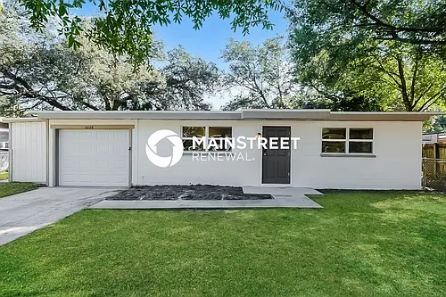 3228 Clifford Sample Dr Photo 1