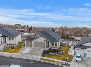 1328 E Orchard Ridge Ln, Kaysville, UT 84037