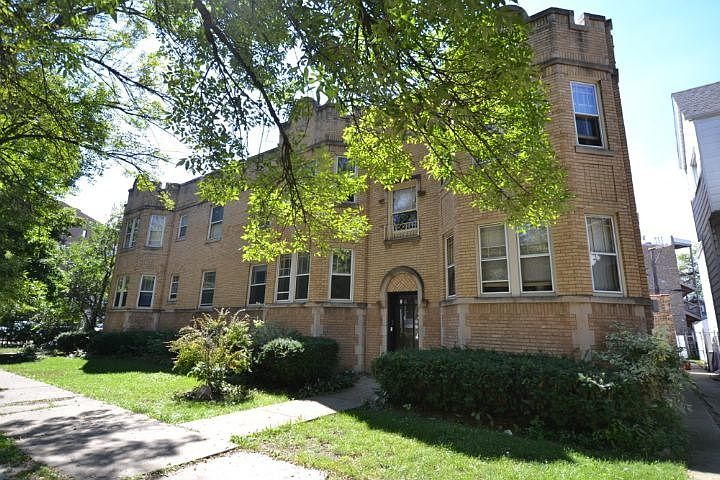 1st image of 3730 N Christiana Ave #01