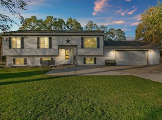 1196 104th St, Pleasant Prairie, WI 53158