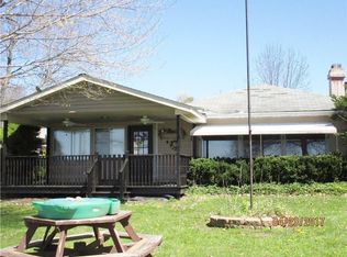 9271 Sunset Ln, Linesville, PA 16424