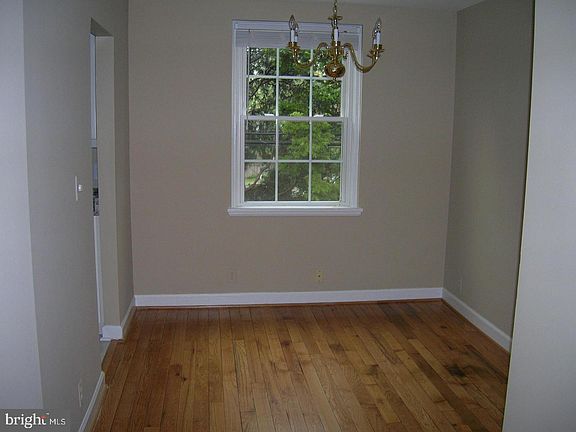 2nd image of 3441 S Stafford St APT B2