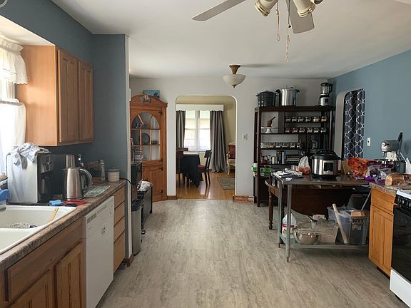 5th image of 10228 McLean Ave