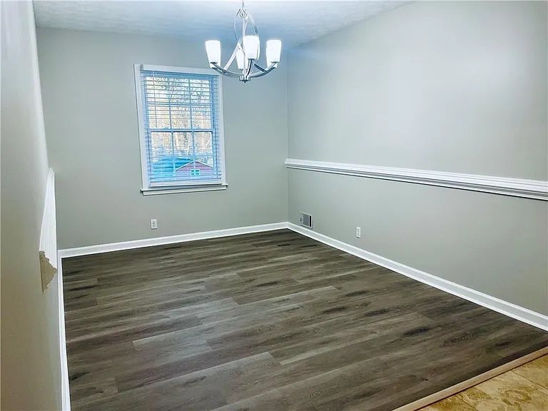 637 Rae Dr — Photo 8