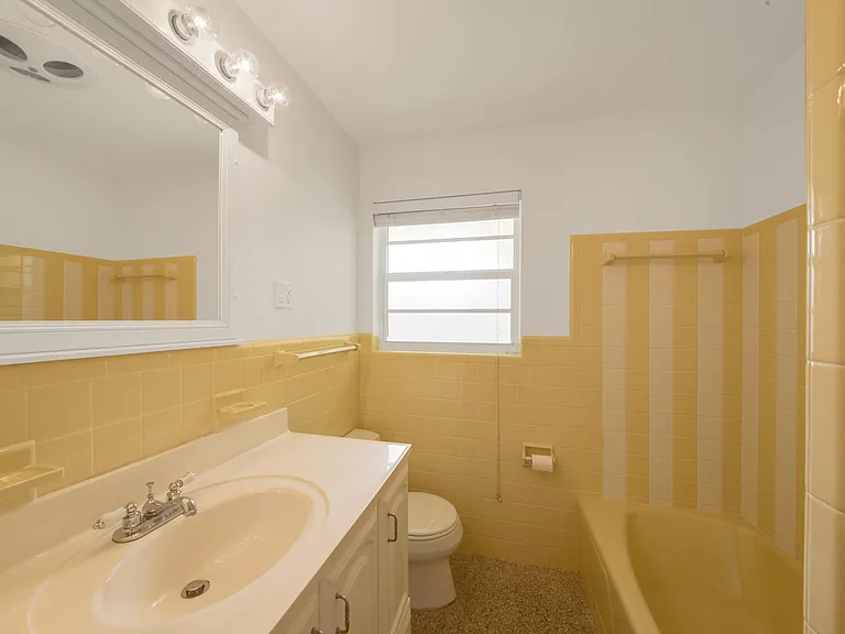 2022 Collier Ave — Photo 23