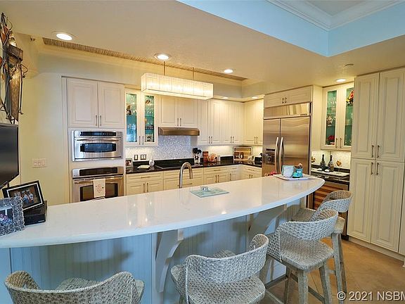 4th image of 4071 S Atlantic Ave APT 804
