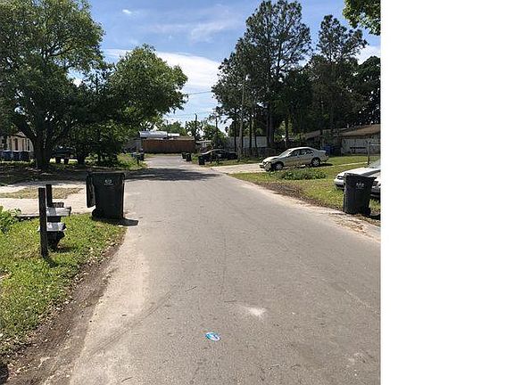3rd image of 2809 Anthony Dr APT A