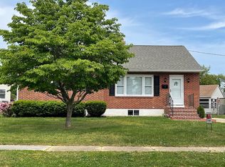 9 Glover Cir, Wilmington, DE 19804