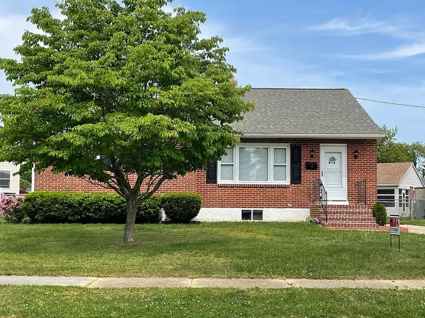 9 Glover Cir, Wilmington, DE 19804