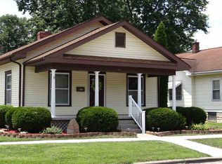 611 N 8th St, Mitchell, IN 47446