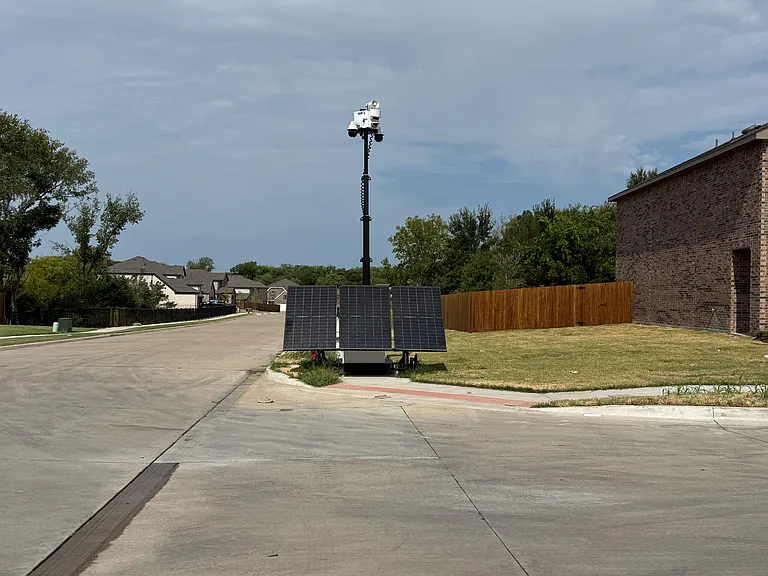 2201 Burnwood St — Photo 4