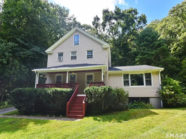 38 Sabin Street, Putnam, CT 06260