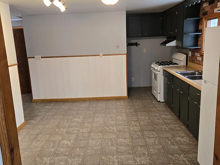 1077 Seneca Creek Rd — Photo 4