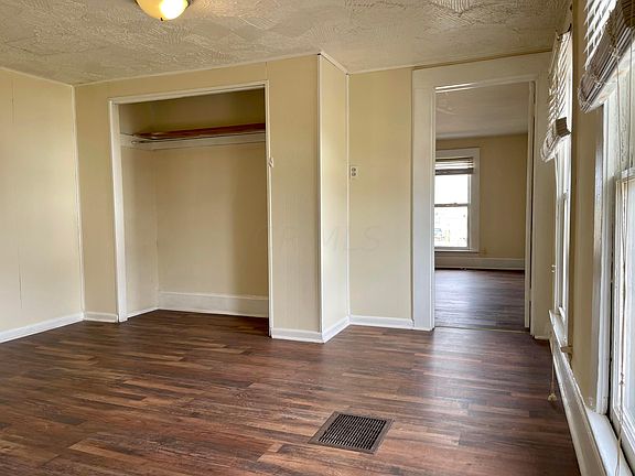 5th image of 535-537 Wehrle Ave