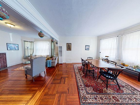 3rd image of 862 Orange St #1