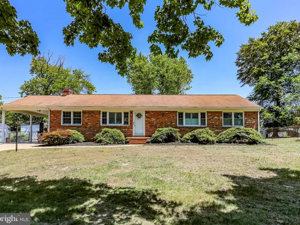 223 Springknoll Cir, Fredericksburg, VA 22405