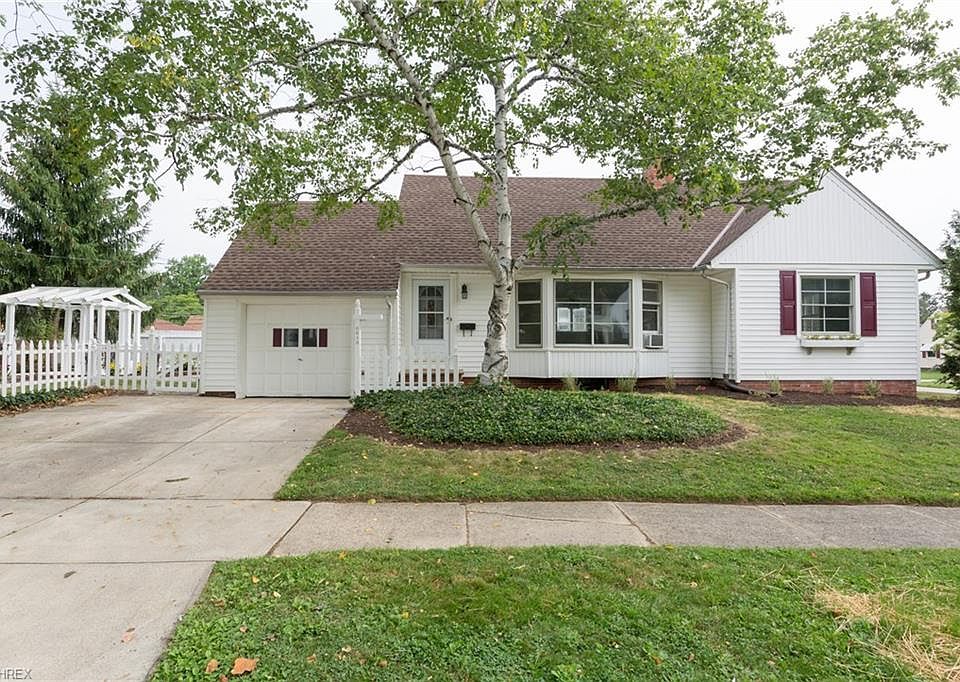 1st image of 6018 Maplecliff Dr