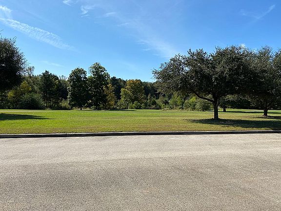 4th image of 301 Creekside Dr Lot 4