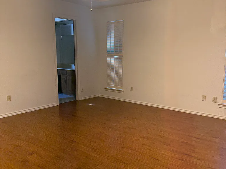 1709 Hatherly Dr — Photo 13