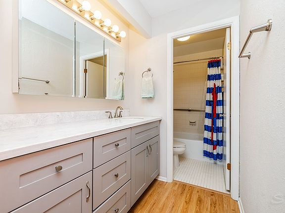 4th image of 2000 Saint Regis Dr APT 6C