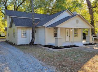 1617 Bruce St, Conway, AR 72034