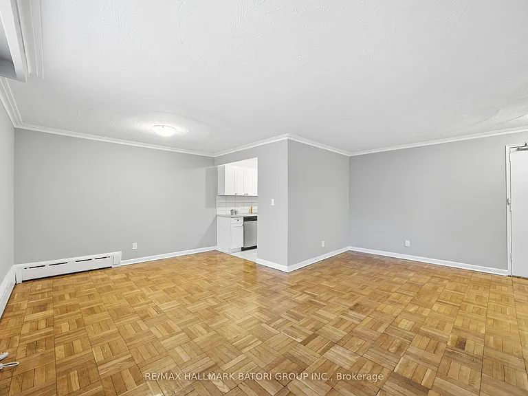 221 Russell Hill Rd #303 — Photo 7