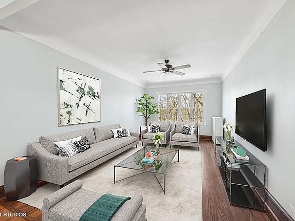 4th image of 1033 Ontario St APT 3BN