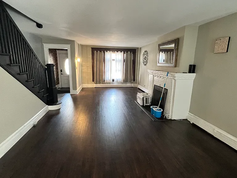 840 W Walnut St #1 — Photo 9