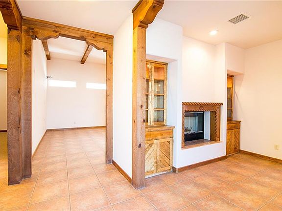 4th image of 908 Valle Bello Ave