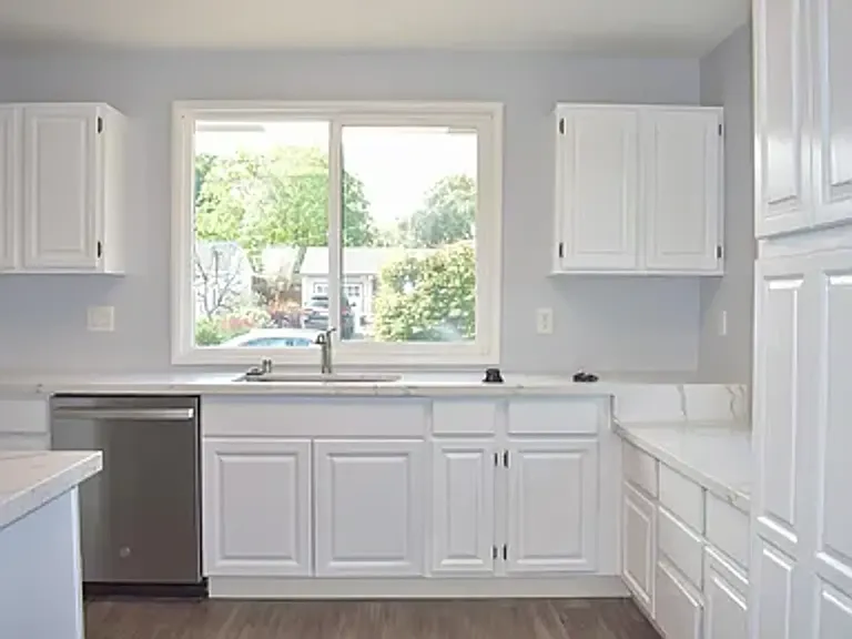 306 Mercy St — Photo 13