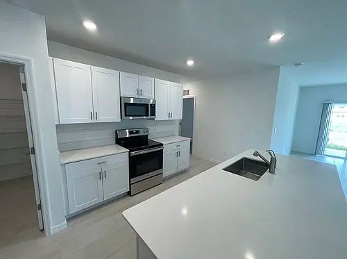 11524 Radiant Shore Loop Photo 1