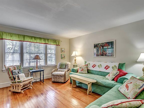 4th image of 400 71st Ave. N #400 71st Ave North