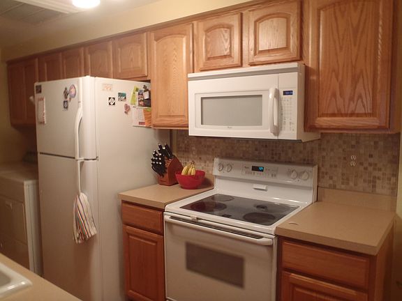 5th image of 41749 Onaway Dr #281