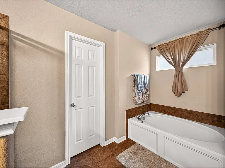 5646 Lilac Willow — Photo 24