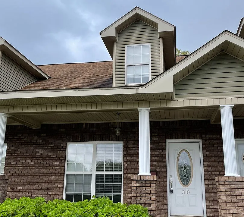310 Stratford Dr