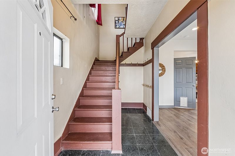 5th image of 4808 S Othello Street