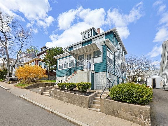 4th image of 15 Grayson St
