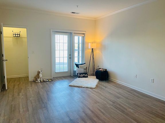 3rd image of 9015 Kings Grant Dr #8205-103
