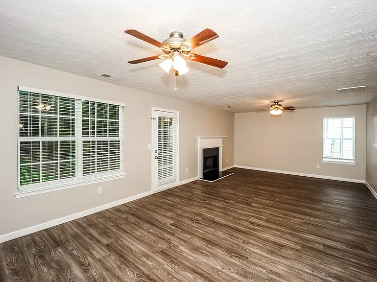 11264 James Madison Dr — Photo 4
