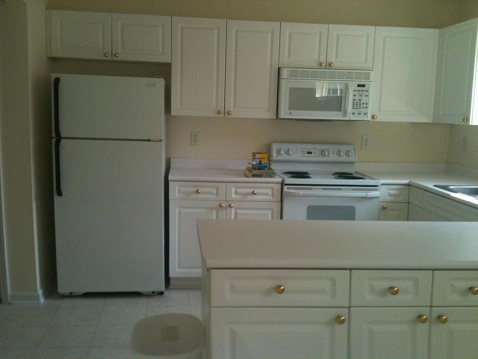 2nd image of 3116 Queensgate Way