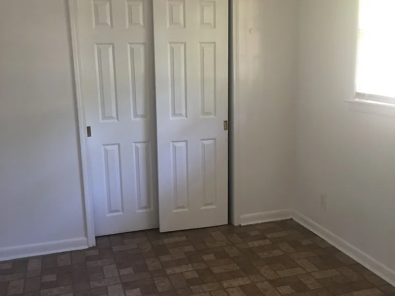 2930 Carriage Ln — Photo 6