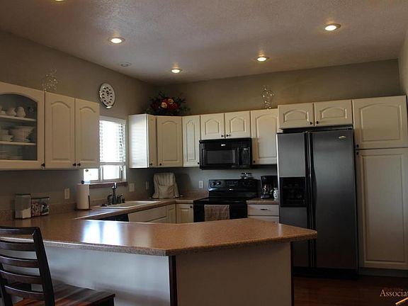 2nd image of 8764 Breckenridge Rd