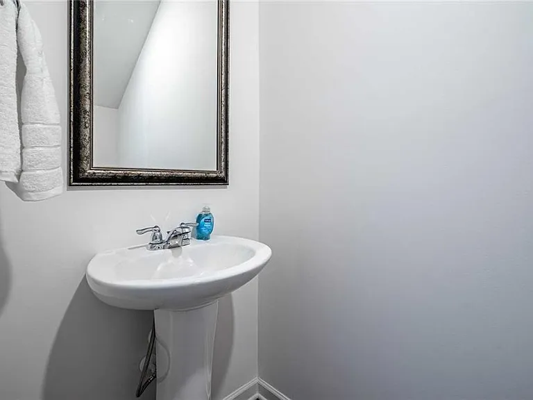 8317 Hunters Grove Rd — Photo 28