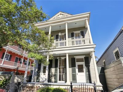 1131 Dauphine St, New Orleans, LA, 70116